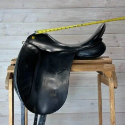 Used Revere Dressage Saddle 17.5/M -Equestrian Supplie Store 322 Seat Measurement 31802.1684363649