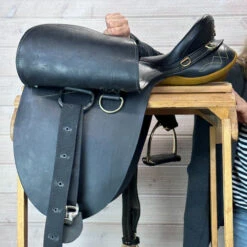 Used Porter's Stockman Drafter Australian Saddle 16/W 16 Used Porter's Stockman Drafter Australian Saddle 16/W -Equestrian Supplie Store 328 L Flap 00680.1686182206
