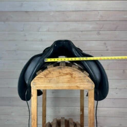 Used Albion SLK Dressage Saddle 17.5/MW -Equestrian Supplie Store 329 Front Measurement 73209.1686181187
