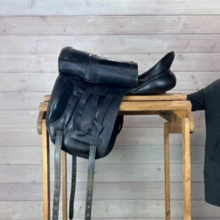 Used Albion SLK Dressage Saddle 17.5/MW -Equestrian Supplie Store 329 L Flap 48055.1686181171