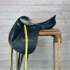 Used Stubben Portos Dressage Saddle 17.5/MW -Equestrian Supplie Store 330 Flap Length 75999.1686181837
