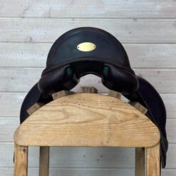 Used Equipe Viktoria Monoflap Dressage Saddle 17.5/W 14 Used Equipe Viktoria Monoflap Dressage Saddle 17.5/W -Equestrian Supplie Store 334 Cantle 59021.1687461320