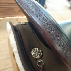 High Horse Daisetta Cordura Trail Saddle By Circle Y -Equestrian Supplie Store daisetta cordura saddle cantle skirt2 marys high horse 20088.1579053618