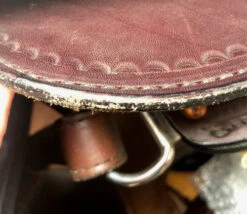 Circle Y Julie Goodnight Cascade Crossover SECOND 13 Circle Y Julie Goodnight Cascade Crossover SECOND -Equestrian Supplie Store damage skirt edge 2 used jg cascade crossover 9212SP17531601051 08727.1687887748