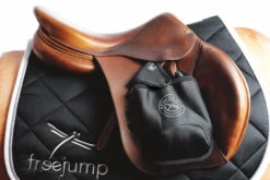 Freejump Stirrup Pockets -Equestrian Supplie Store freejump stirrup pocket silver saddle 555x370 25877.1682449262