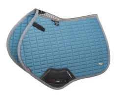 LeMieux Self-Cool Close Contact Square Pad -Equestrian Supplie Store self cooling cc cool blue side 4854 lemieux 81733.1670554252